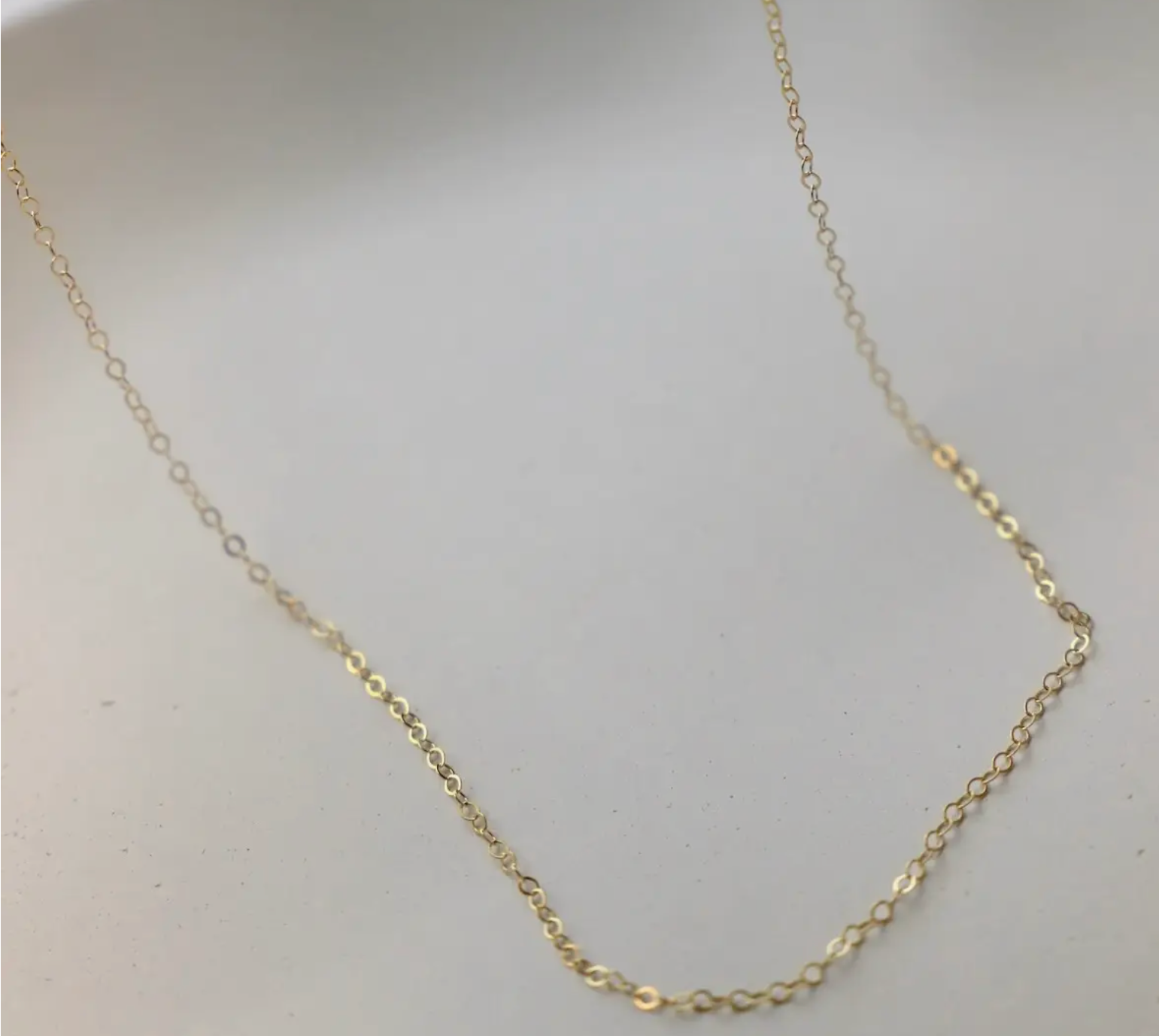 Beauté Gold Filled Cable Chain 18''